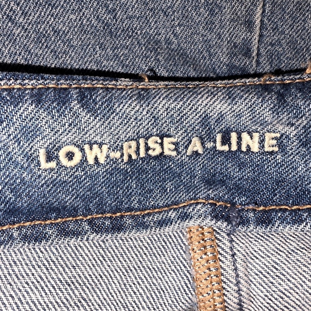 American Eagle Y2K Low-Rise A-Line Denim Mini Skirt Size 2 Medium Wash Raw EUC - Picture 10 of 12